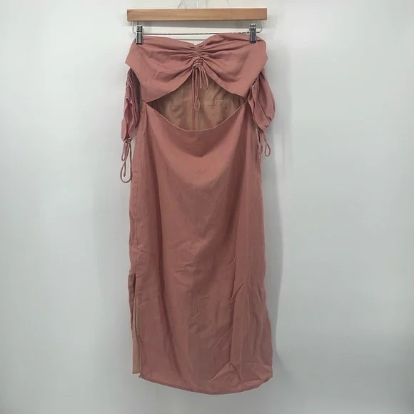 Privacy Please Off Shoulder Dress in Pink S A21 - Picture 1 of 8